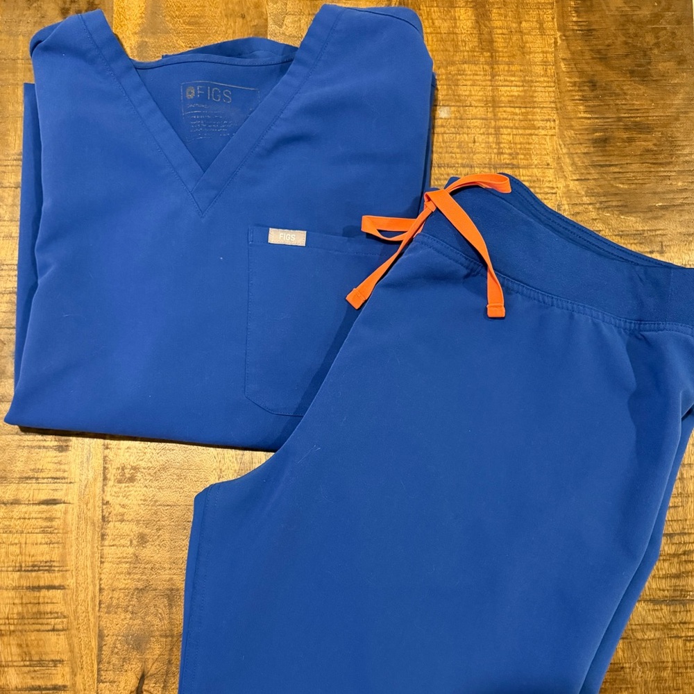 FIGS Catarina Top XL + Livingston Pants XL Tall – Winning Blue Scrub Set